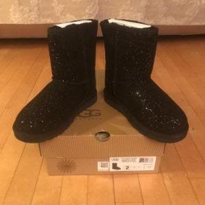 Ugg Kids Classic Short Blk Constellation Sz 2 New!